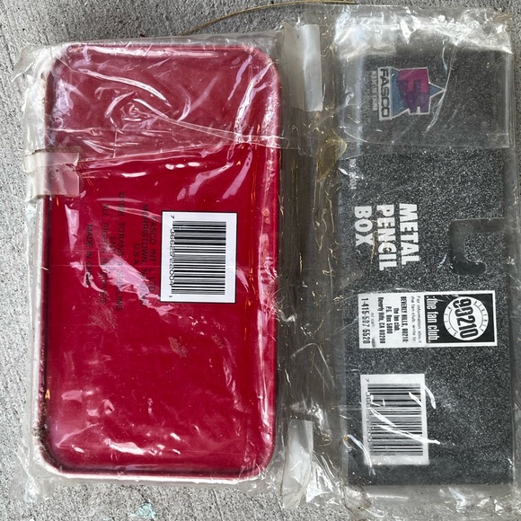 Vintage 1991 Beverly Hills 90210 Metal Collectible Pencil case Deadstock - Picture 9 of 11